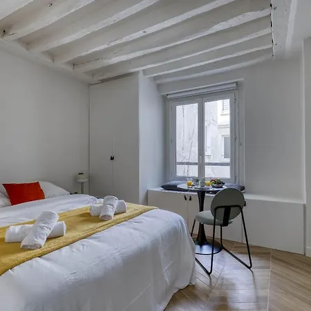New And Designed Well Equipped - Heart Of 2 Paris